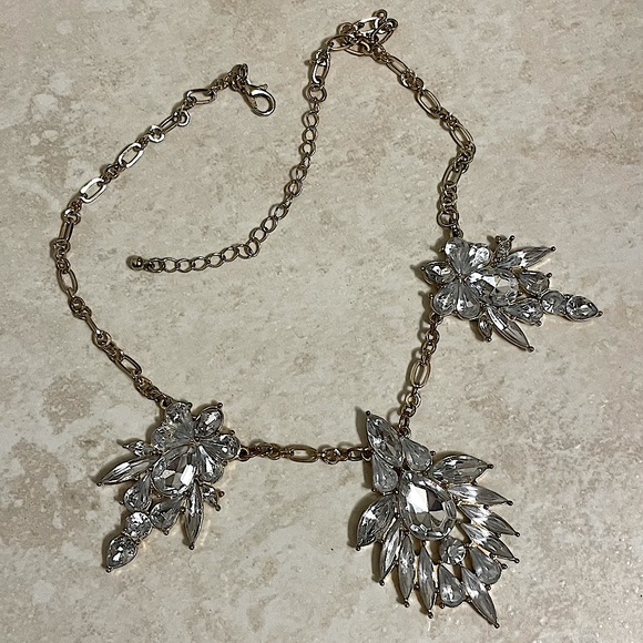 Crystal Stack Flower Snowflake Statement Necklace - Picture 3 of 6